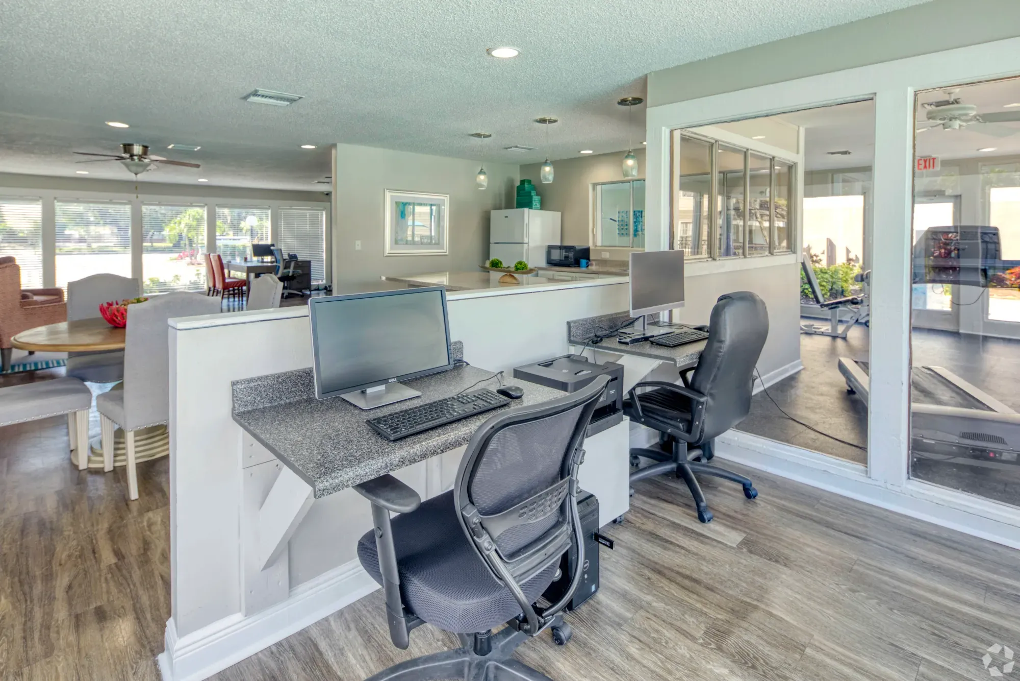 Business Center with free WIFI Beach Club apartments Tampa