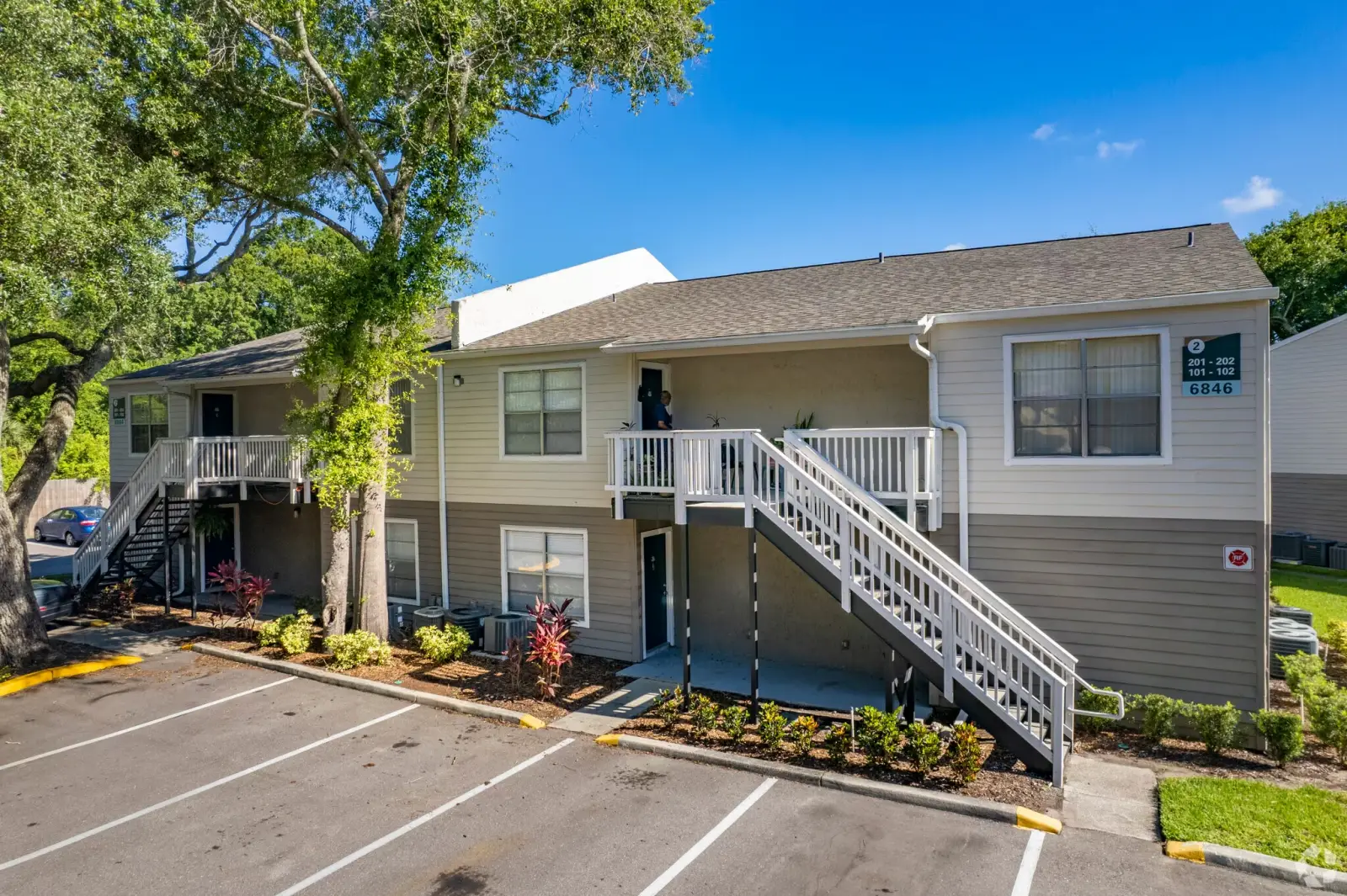 Exterior Beach Club apartments- North Tampa apartments