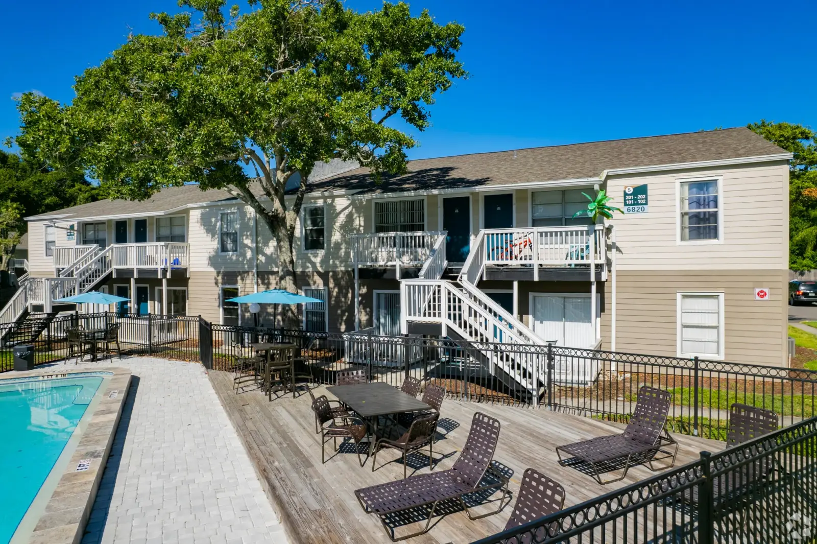 Exterior Amenities Beach Club Apartments - Apartments for rent Tampa